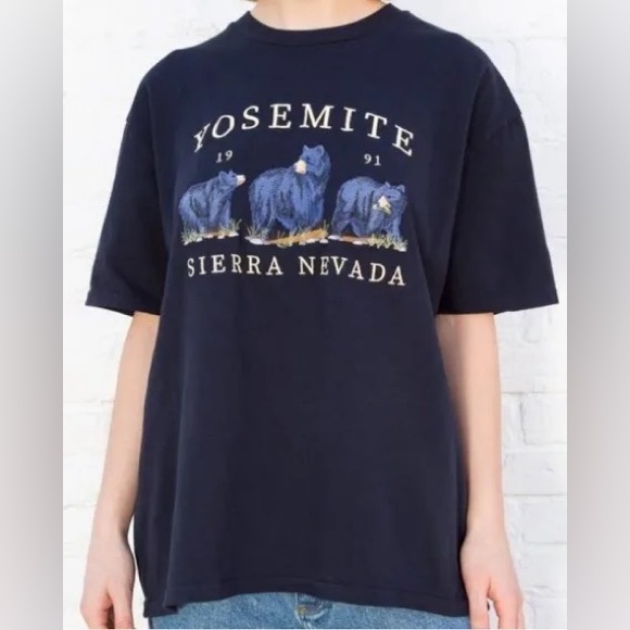 Brandy Melville Tops Brandy Melville Yosemite Christy Oversized Top